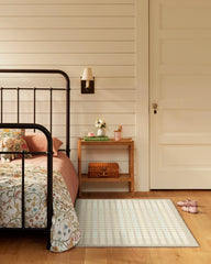 Ditzy Daisy Neutral Rug